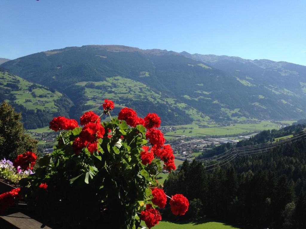 Gastehaus Rieser Hotel Ried im Zillertal Luaran gambar